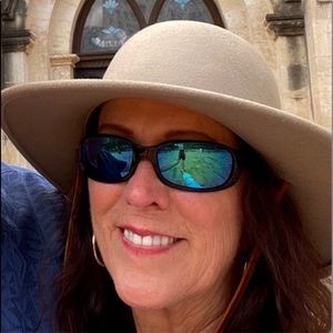 Meet your Posher, Robin